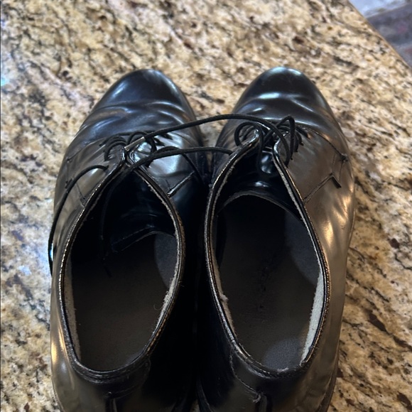 Vibram Black Men's Oxfords - Picture 12 of 12
